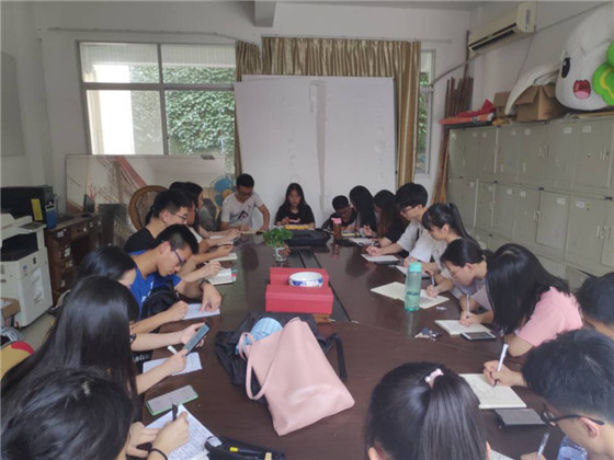 福建師范大學福清分校實踐隊走進三華農業園探索現代農業