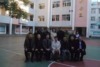 霞浦三沙中心小學與泉州市豐澤區崇德實驗小學舉行手拉手簽約儀式